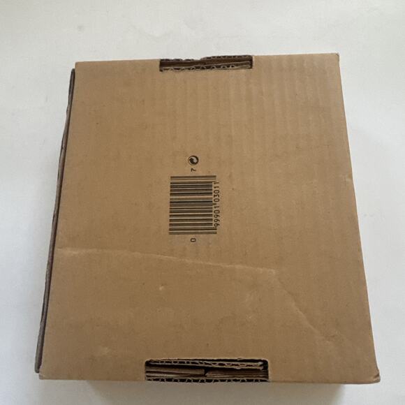 NIB Pampered Chef Set of 4 Glass Snowmen Round Appetizer Plates Christmas‎ - Picture 9 of 10